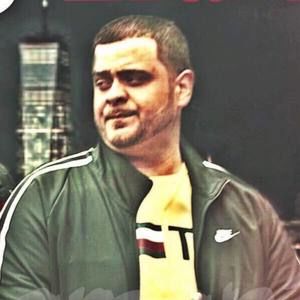 Meet your Posher, Barry